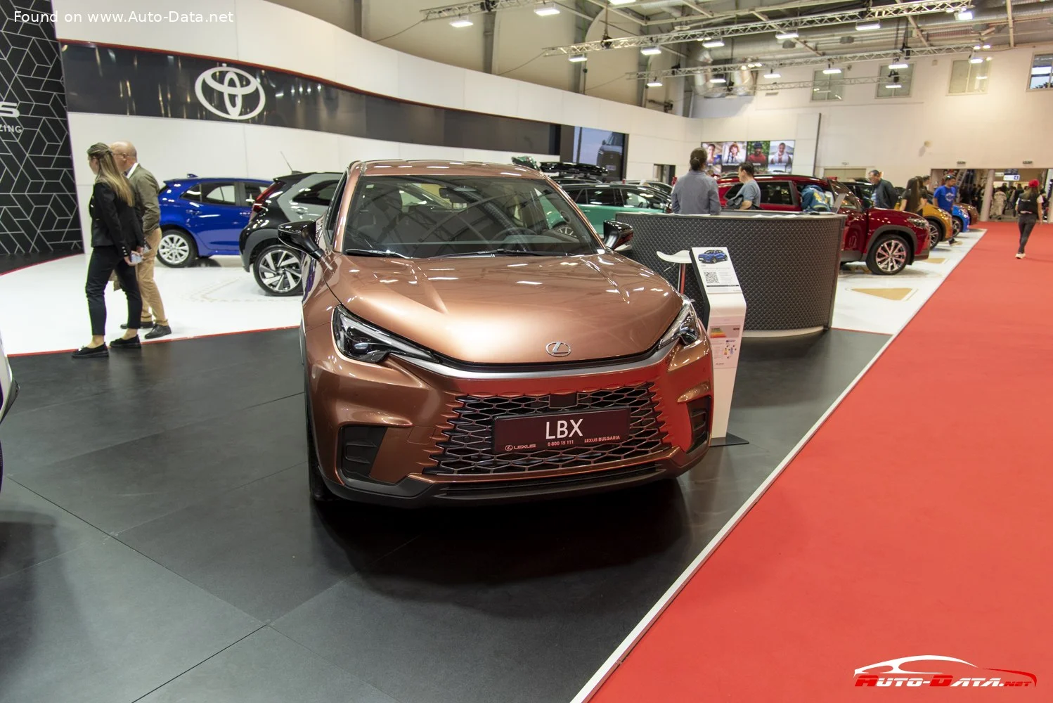 Lexus LBX 1.5 (136 Hp) Hybrid e-CVT2023 - thumbnail 3