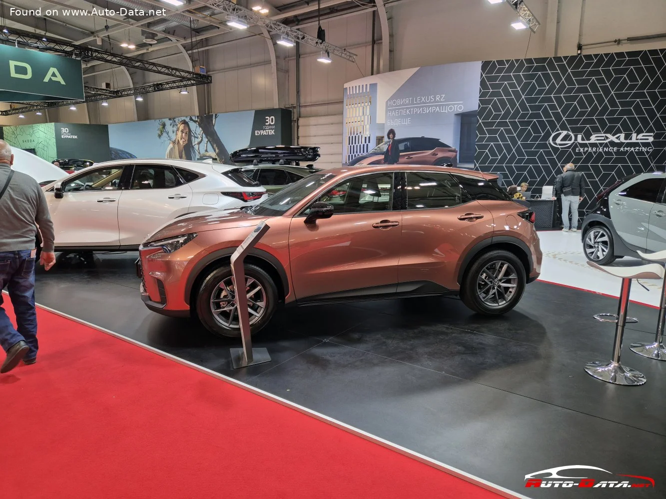 Lexus LBX 1.5 (136 Hp) Hybrid e-CVT2023 - thumbnail 5