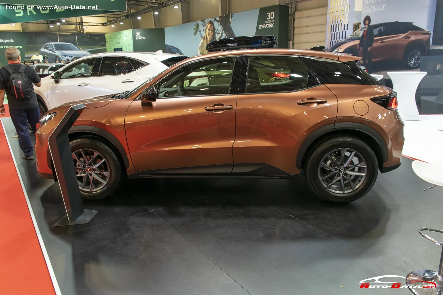 Lexus LBX 1.5 (136 Hp) Hybrid e-CVT2023 - thumbnail 7