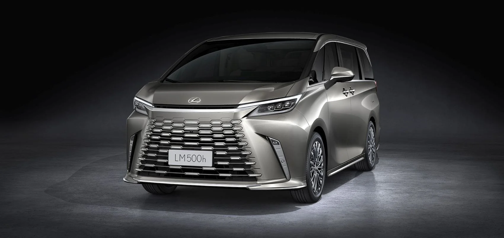 Lexus LM 350h (250 Hp) Hybrid e-CVT 7 Seat2023 - thumbnail 13
