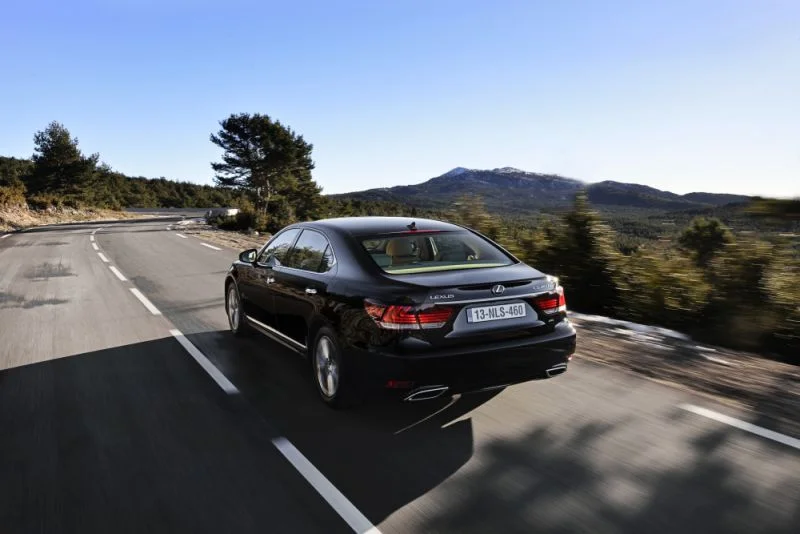 Lexus LS 460 L V8 (370 Hp) AWD Super ECT2012 - 2017 thumbnail 13