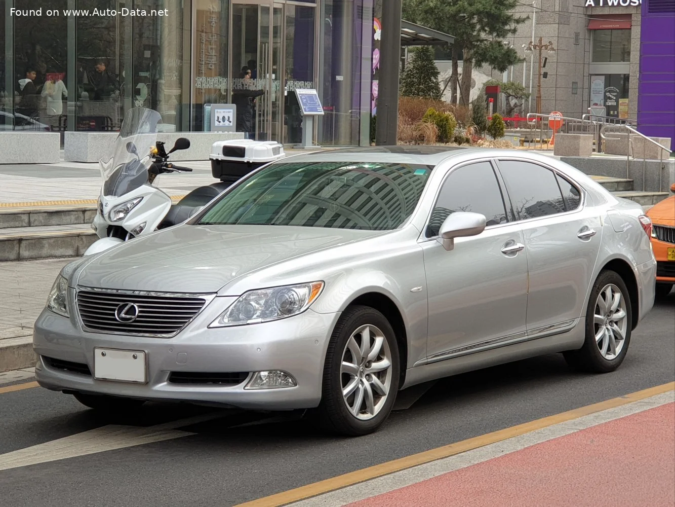 Lexus LS 460 V8 (367 Hp) AWD Super ECT2008 - 2009 thumbnail 6