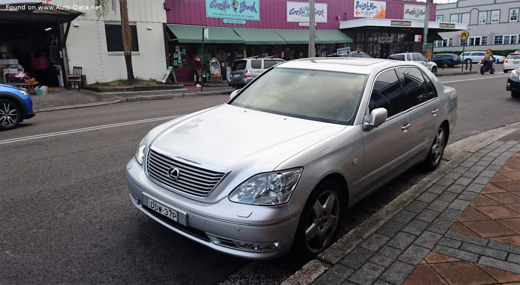 Lexus LS 430 V8 (282 Hp) Automatic2003 - 2005 thumbnail 2