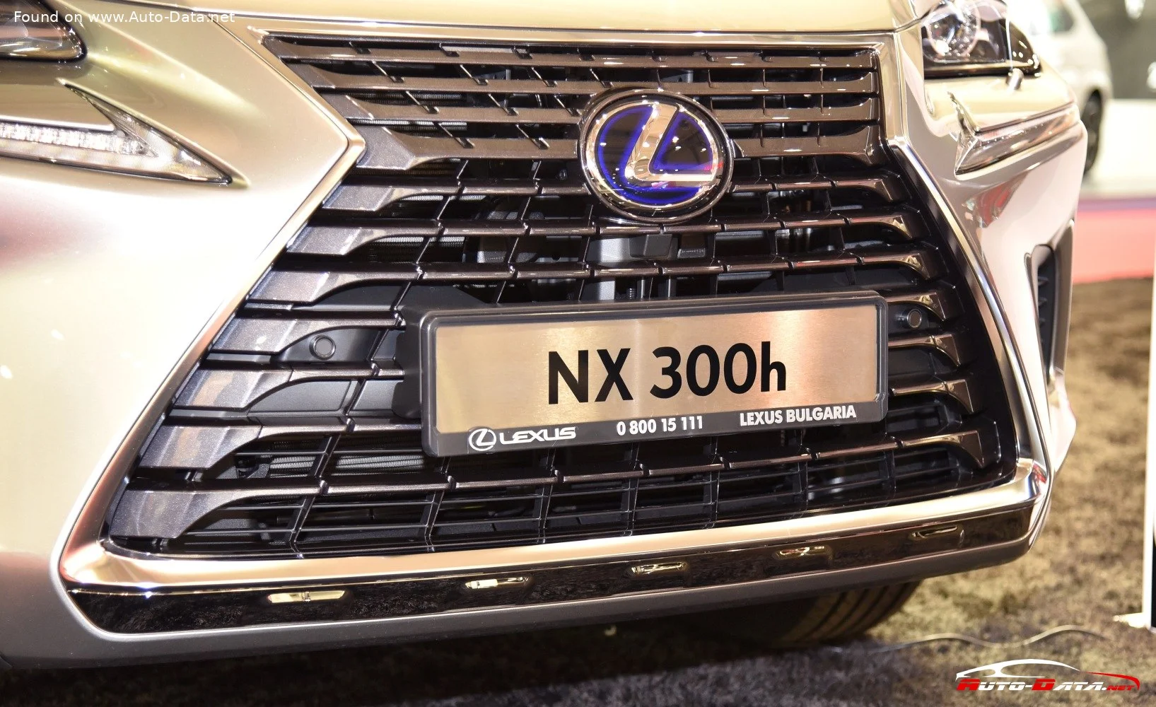 Lexus NX 300 (238 Hp) Automatic2017 - 2021 thumbnail 3