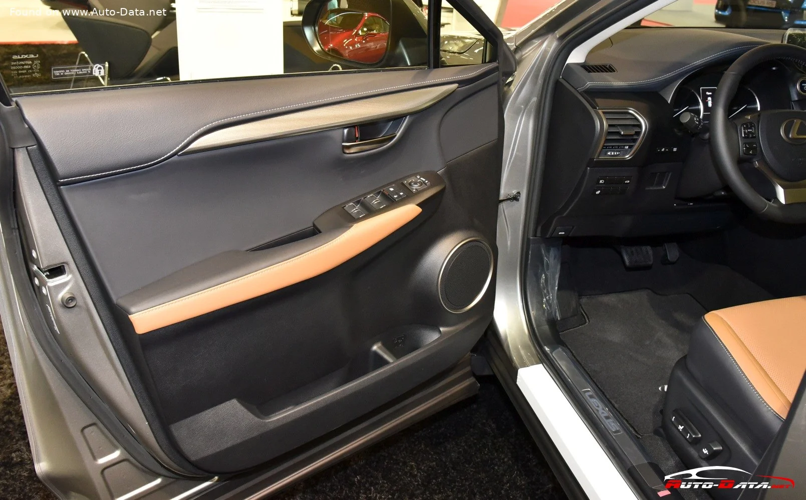 Lexus NX 300 (238 Hp) Automatic2017 - 2021 thumbnail 4