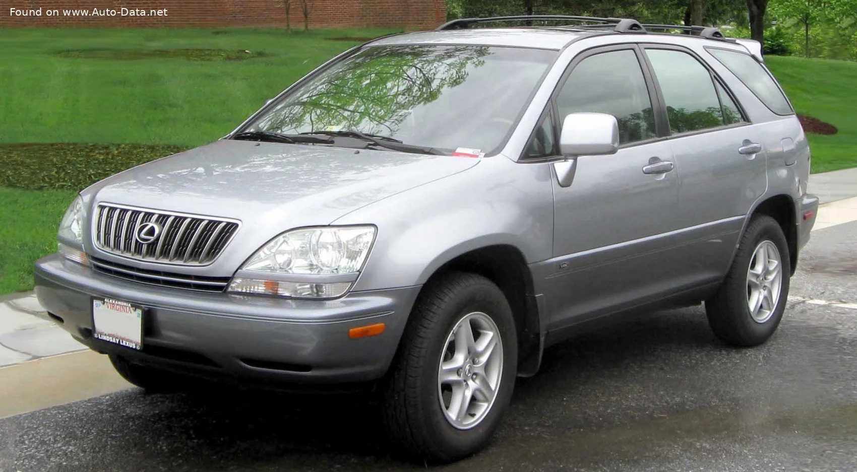 Lexus RX 300 (201 Hp)1997 - 2003 thumbnail 2