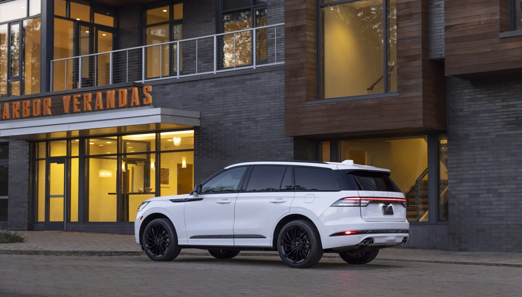 Lincoln Aviator 3.0 V6 (400 Hp) AWD SelectShift2024 - thumbnail 17