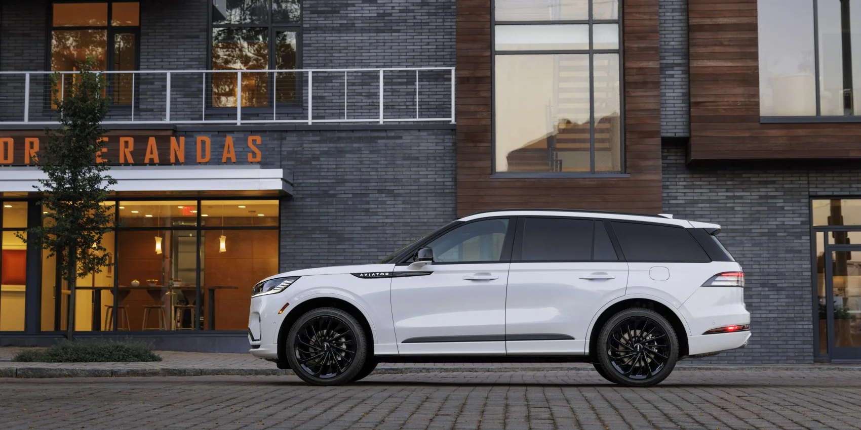 Lincoln Aviator 3.0 V6 (400 Hp) AWD SelectShift2024 - thumbnail 18