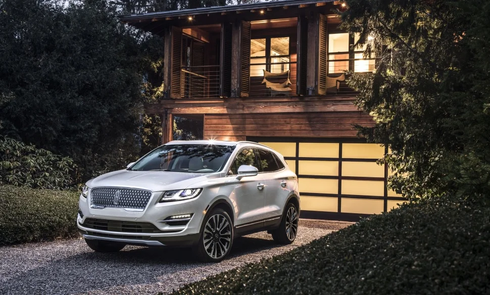 Lincoln MKC 2.0 (245 Hp) Automatic2018 - - 1