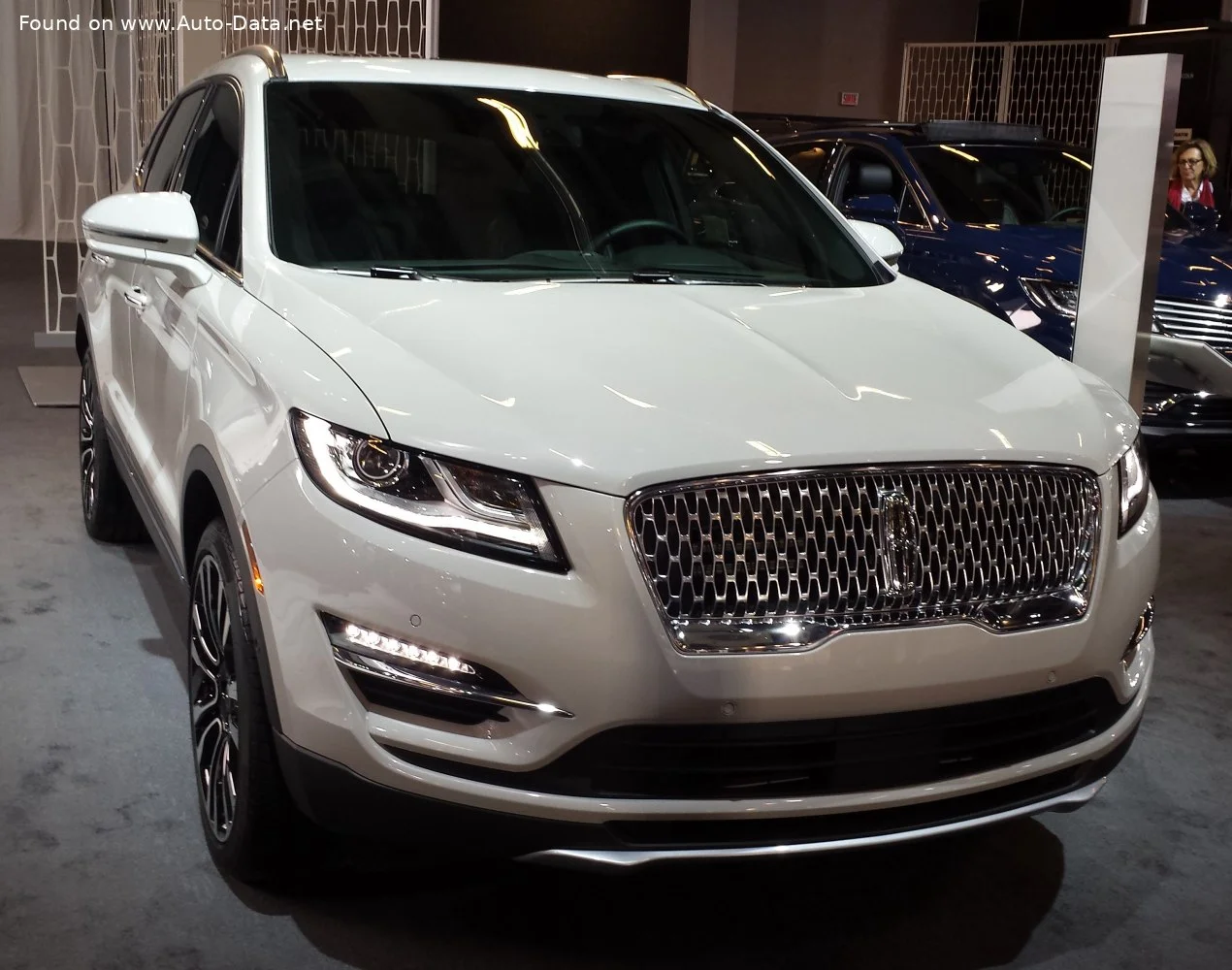 Lincoln MKC 2.0 (245 Hp) Automatic2018 - thumbnail 17