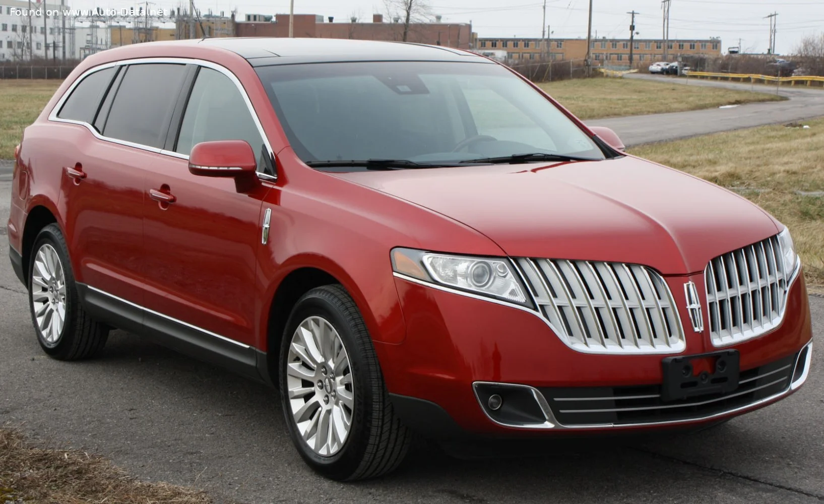 Lincoln MKT 3.5 GTDI V6 (355 Hp) AWD Automatic2009 - 2011 thumbnail 2
