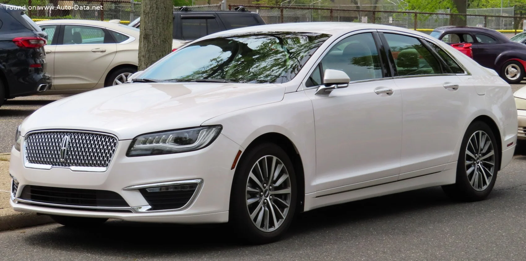 Lincoln MKZ 2.0 (188 Hp) Hybrid eCVT2016 - 2020 thumbnail 11