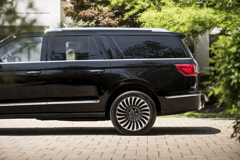 Lincoln Navigator 3.5 V6 (456 Hp) 4WD Automatic2017 - 2021 thumbnail 8