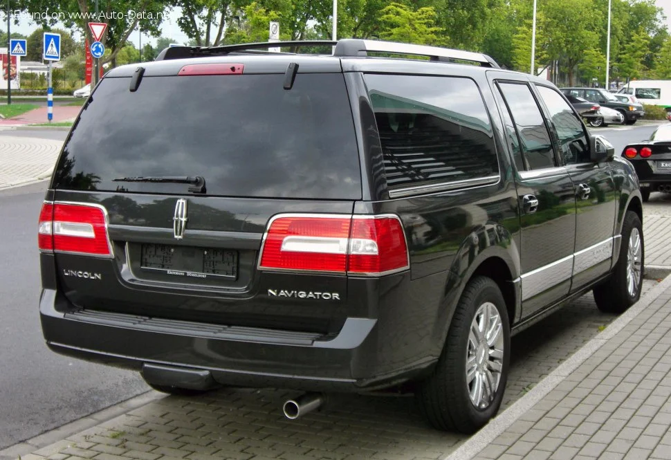 Lincoln Navigator 5.4i V8 (300 Hp) 4x4 Automatic2006 - 2008 thumbnail 3