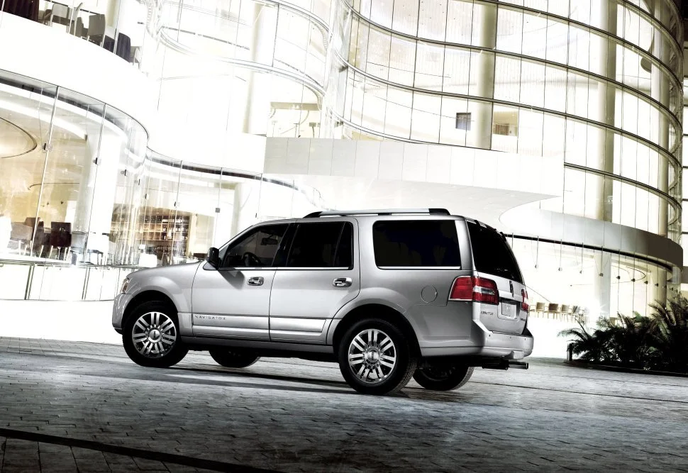 Lincoln Navigator 5.4i V8 (300 Hp) 4x4 Automatic2006 - 2008 thumbnail 2