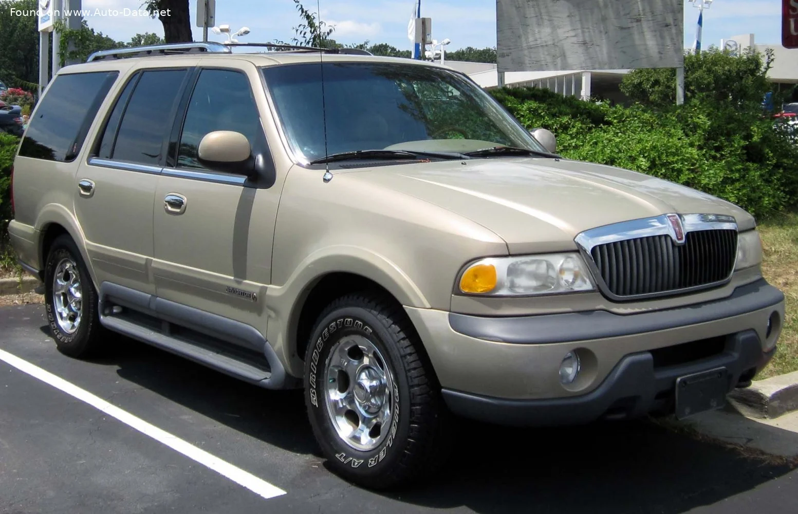 Lincoln Navigator 5.4 V8 (230 Hp) 4x4 Automatic1997 - 1999 thumbnail 2