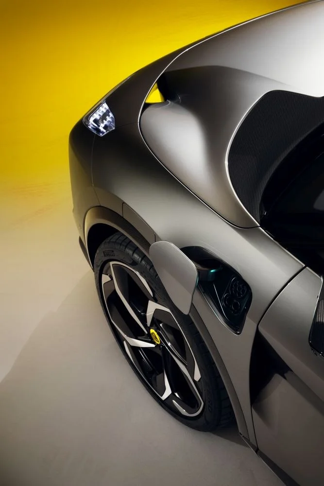 Lotus Eletre 112 kWh (603 Hp) Dual Motor AWD2022 - thumbnail 12