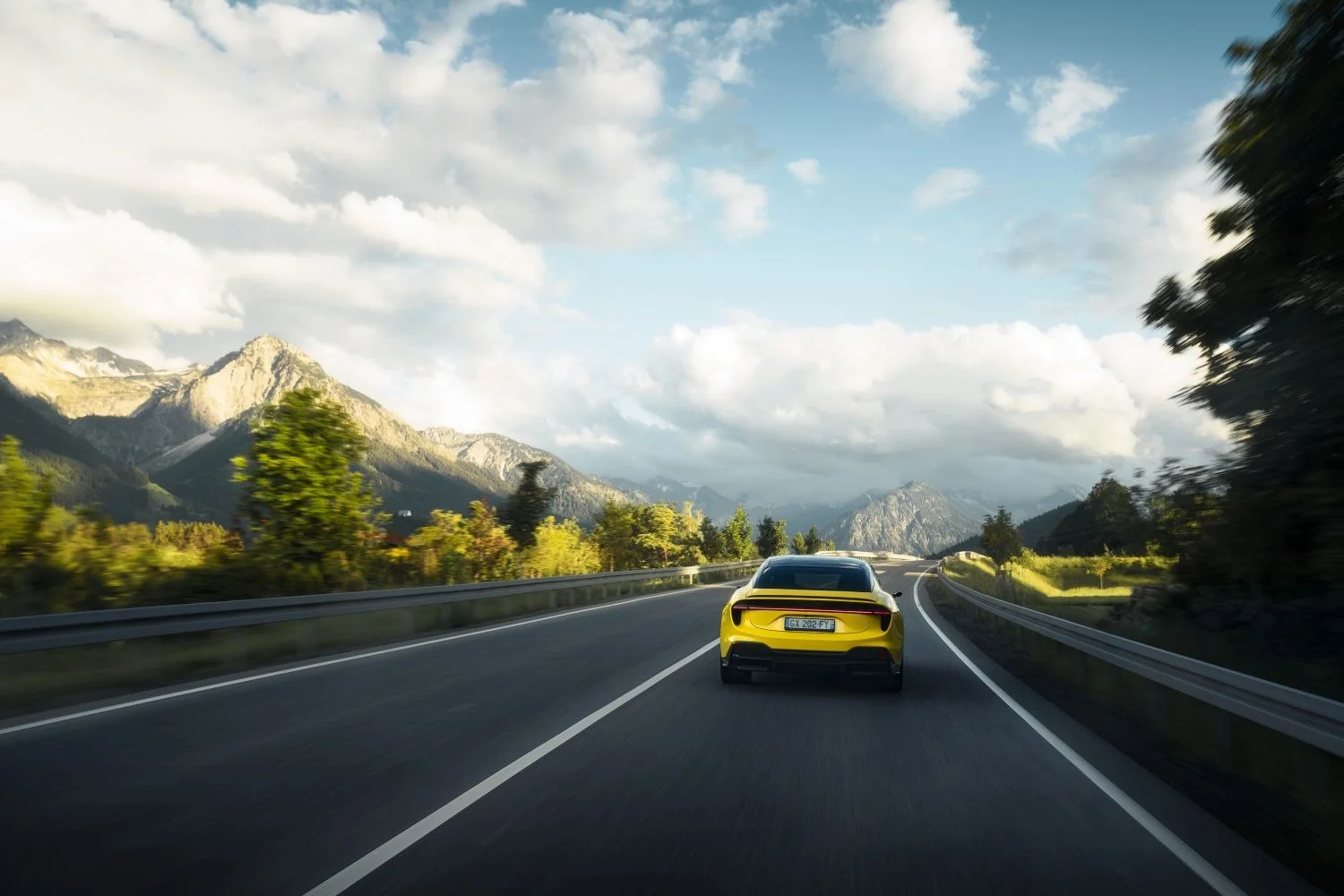 Lotus Emeya 102 kWh (612 Hp) AWD Electric2024 - thumbnail 12