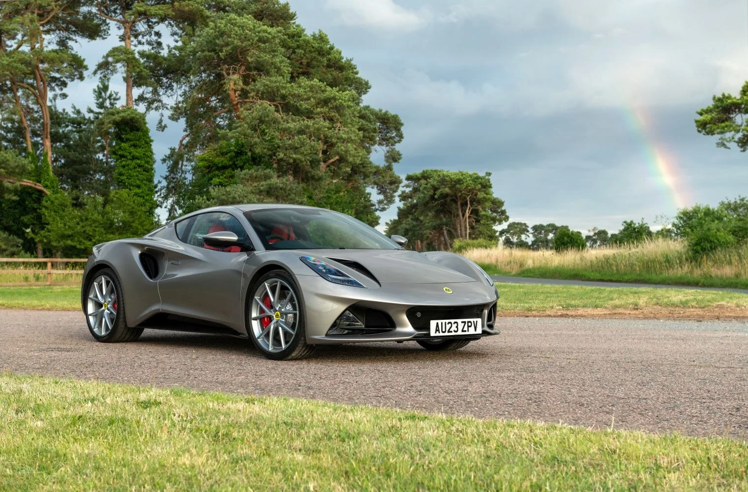 Lotus Emira 2.0 (366 Hp) DCT2023 - - 1
