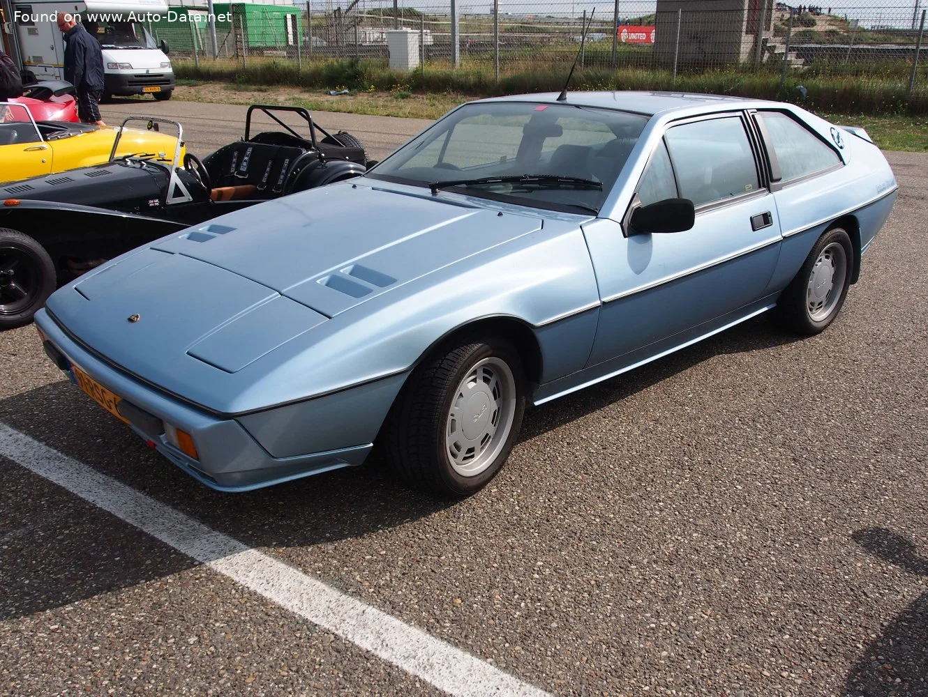 Lotus Excel 2.2 (162 Hp)1983 - 1986 thumbnail 7