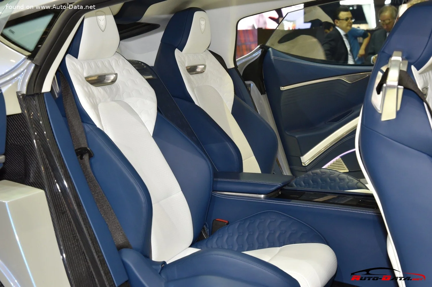 Lvchi Venere 100 kWh (1006 Hp) AWD2019 - thumbnail 5