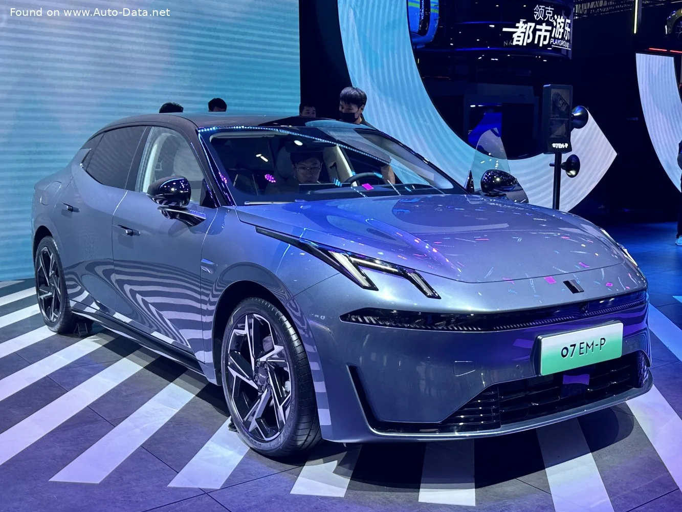Lynk & Co 07 EM-P 126 Long Range 1.5TD (381 Hp) Plug-in Hybrid DHT Evo2024 - thumbnail 3