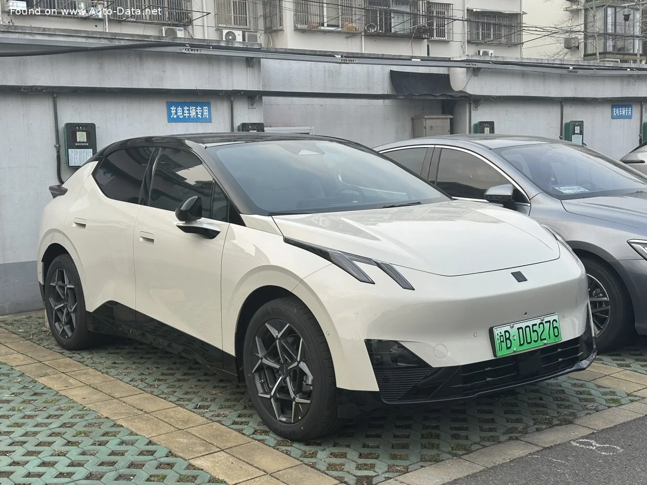Lynk & Co Z20 61.47 kWh (340 Hp)2024 - thumbnail 7