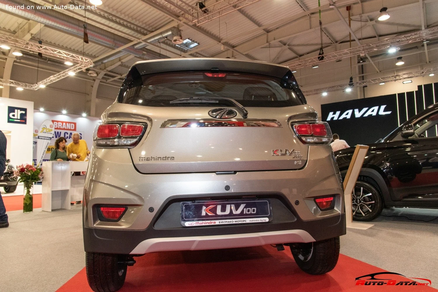 Mahindra KUV100 1.2 (83 Hp)2017 - thumbnail 2