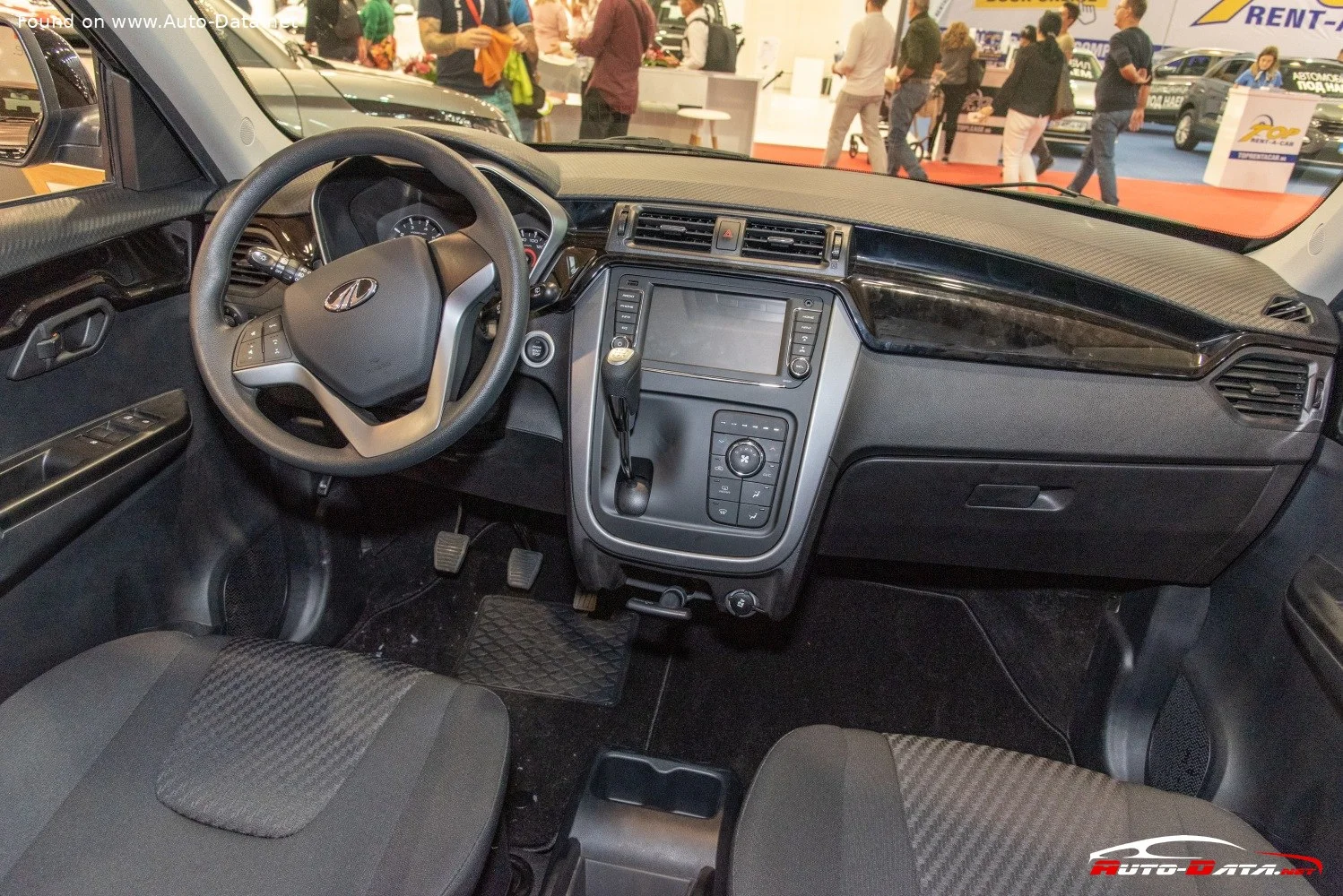 Mahindra KUV100 1.2 (83 Hp)2017 - thumbnail 7