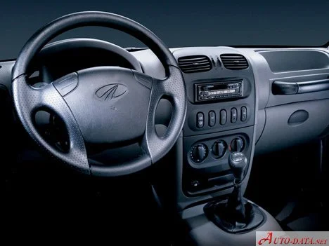 Mahindra Marshal 2.0 i 16V (116 Hp)2002 - 2005 thumbnail 3