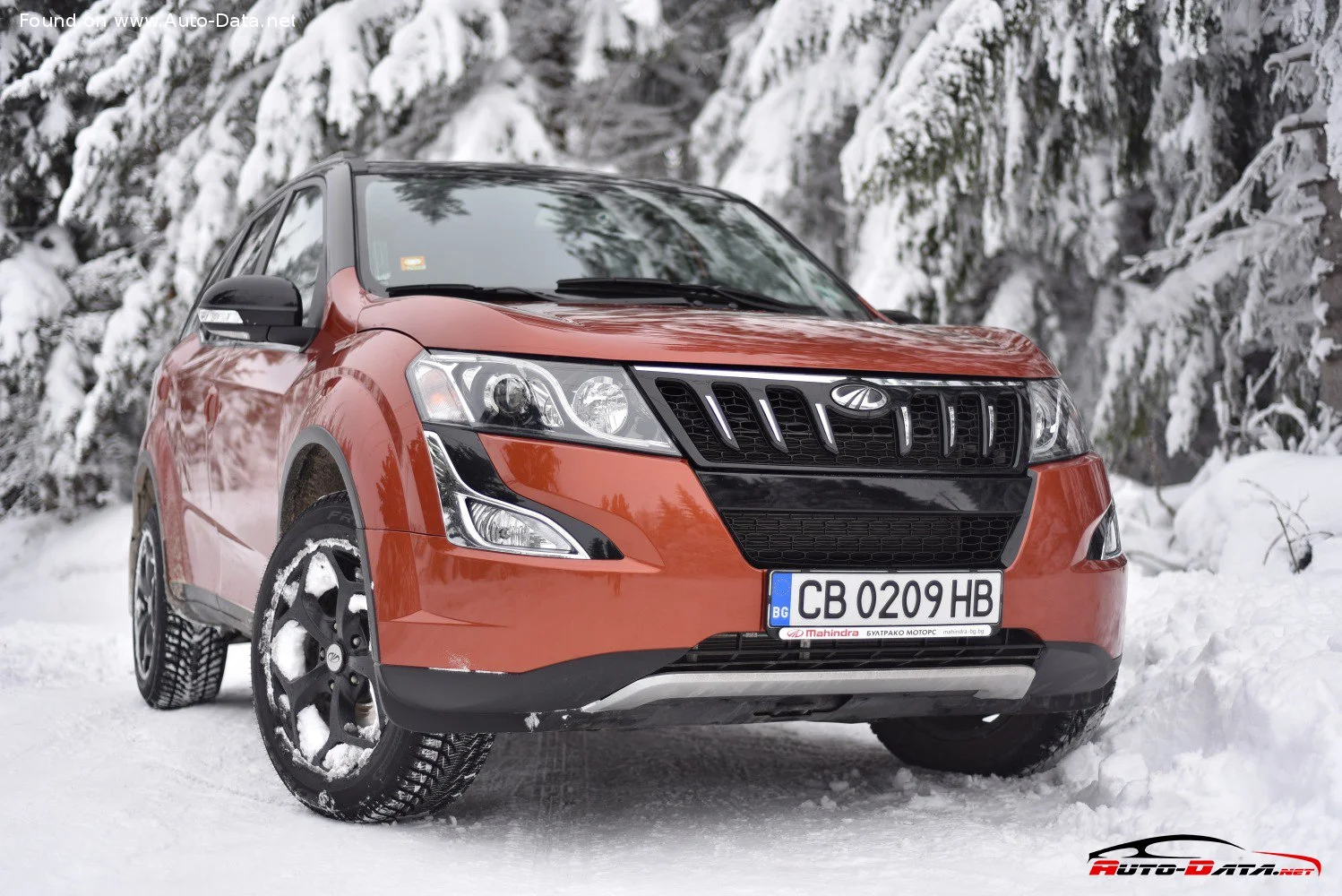 Mahindra XUV500 2.0d (140 Hp)2015 - 2017 thumbnail 4