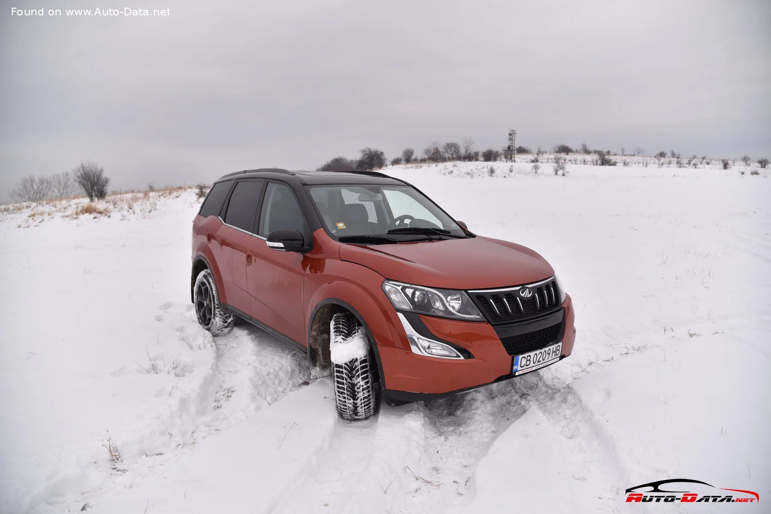 Mahindra XUV500 2.0d (140 Hp)2015 - 2017 thumbnail 6