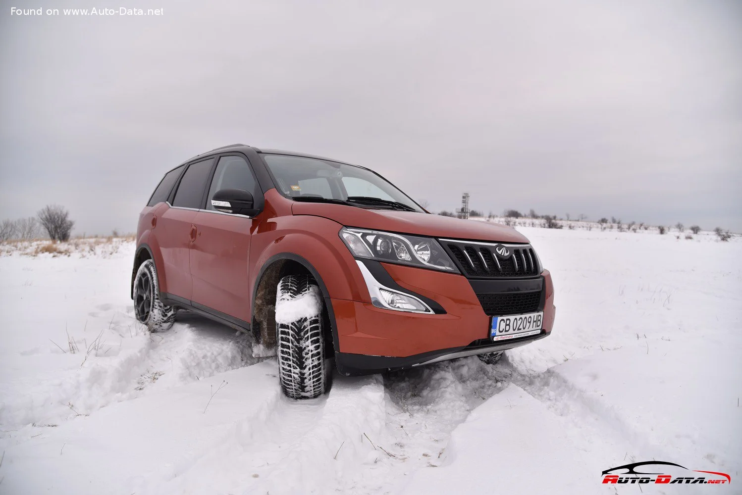 Mahindra XUV500 2.0d (140 Hp)2015 - 2017 thumbnail 7