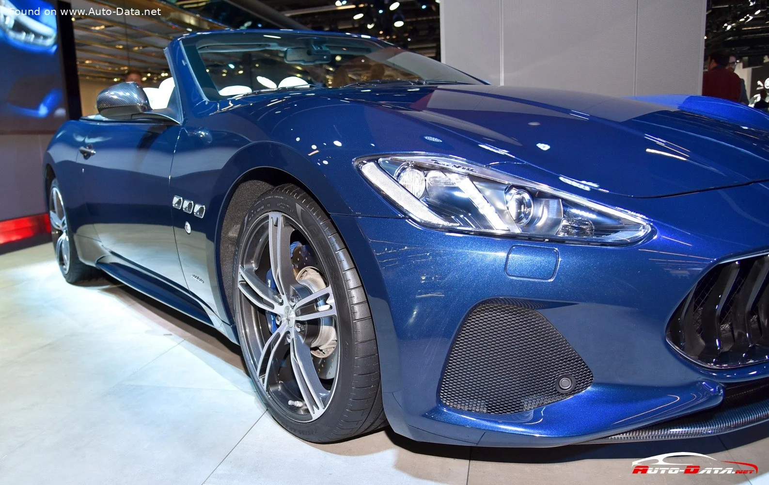 Maserati GranCabrio MC 4.7 V8 (460 Hp) Automatic2018 - 2020 thumbnail 13