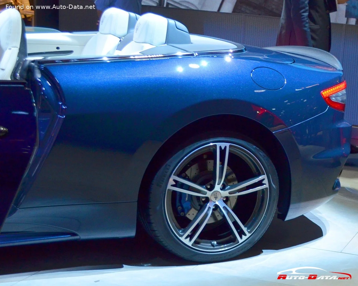 Maserati GranCabrio MC 4.7 V8 (460 Hp) Automatic2018 - 2020 thumbnail 17