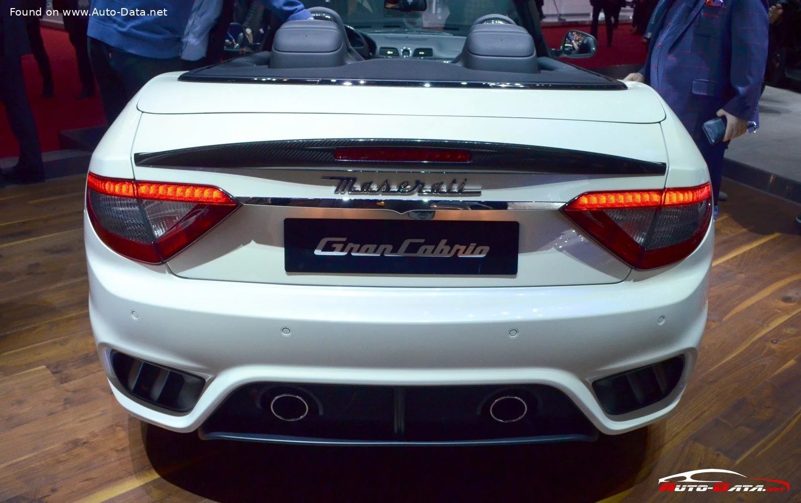Maserati GranCabrio MC 4.7 V8 (460 Hp) Automatic2018 - 2020 thumbnail 4
