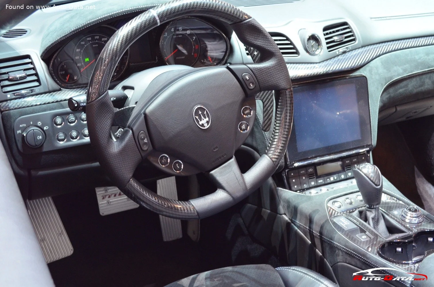 Maserati GranCabrio MC 4.7 V8 (460 Hp) Automatic2018 - 2020 thumbnail 5