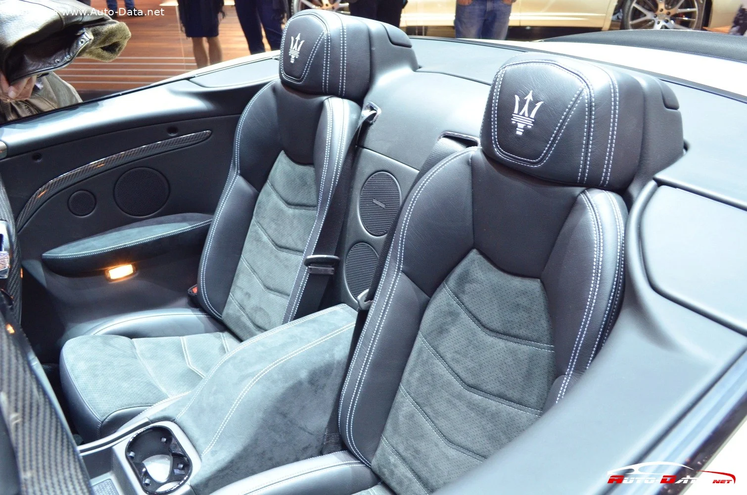 Maserati GranCabrio MC 4.7 V8 (460 Hp) Automatic2018 - 2020 thumbnail 7