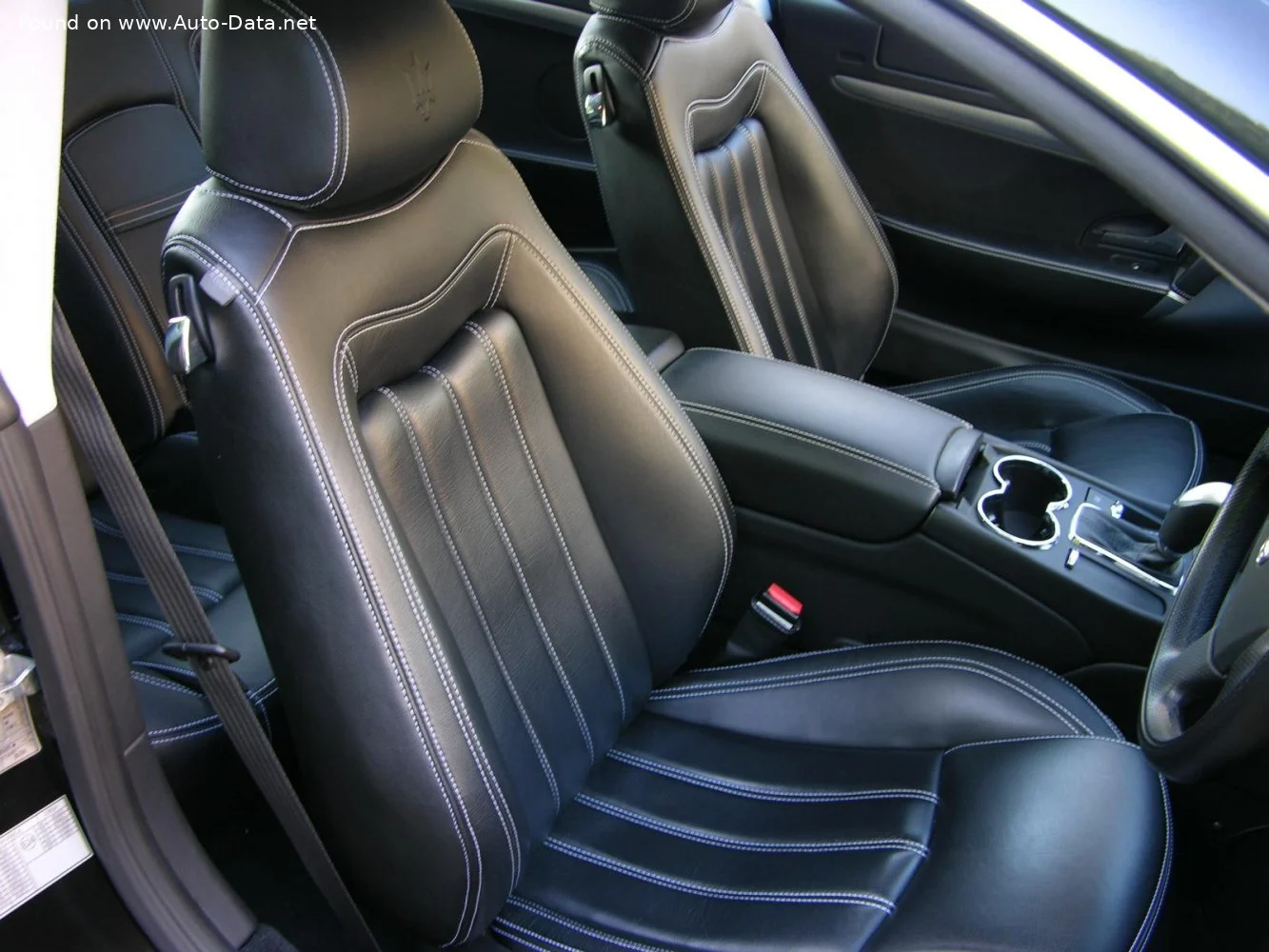 Maserati GranTurismo 4.2 i V8 32V (405 Hp)2007 - 2017 thumbnail 17