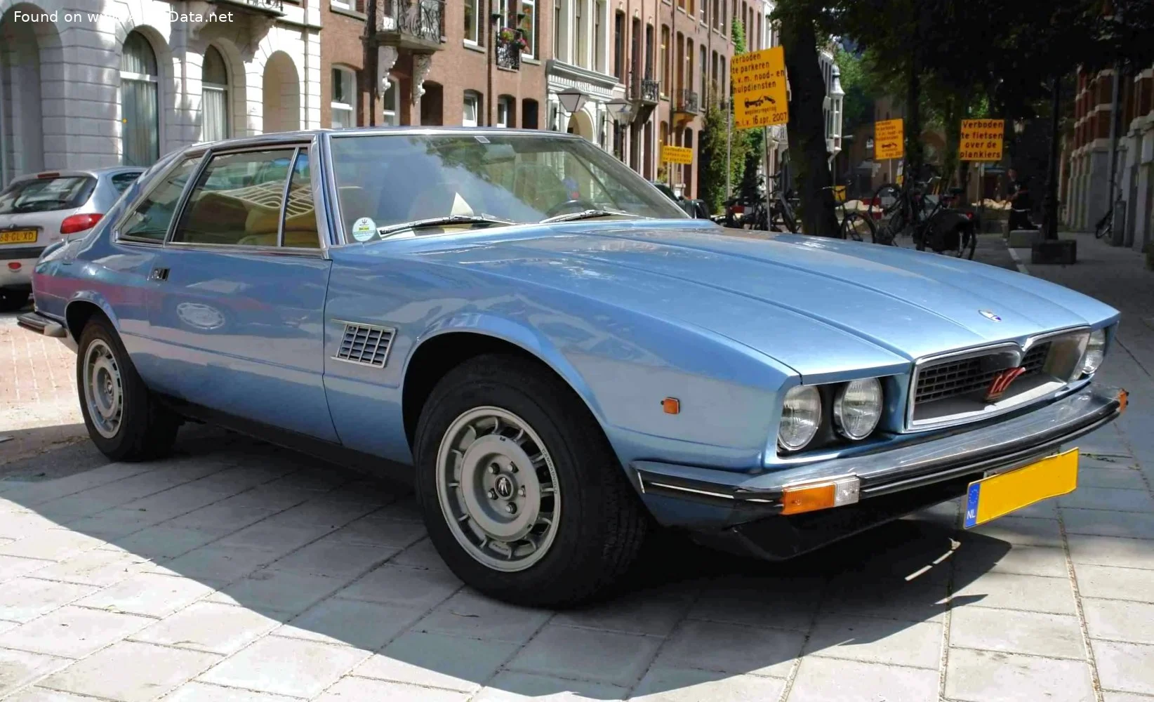 Maserati Kyalami modeli