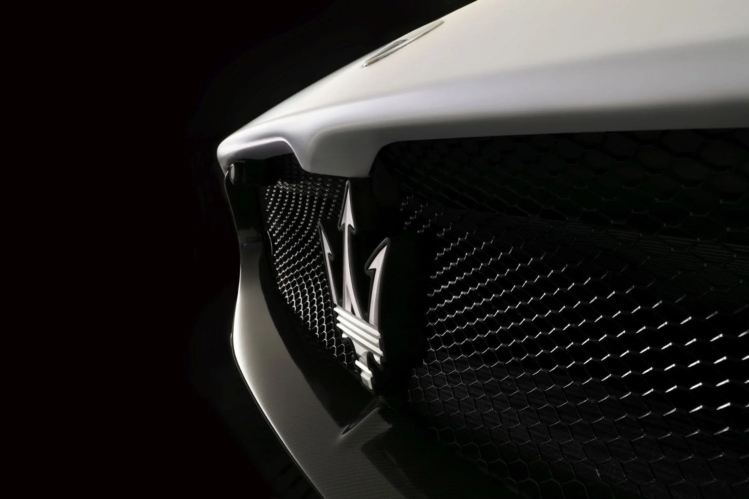 Maserati MC20 3.0 V6 (630 Hp) DCT2020 - thumbnail 6
