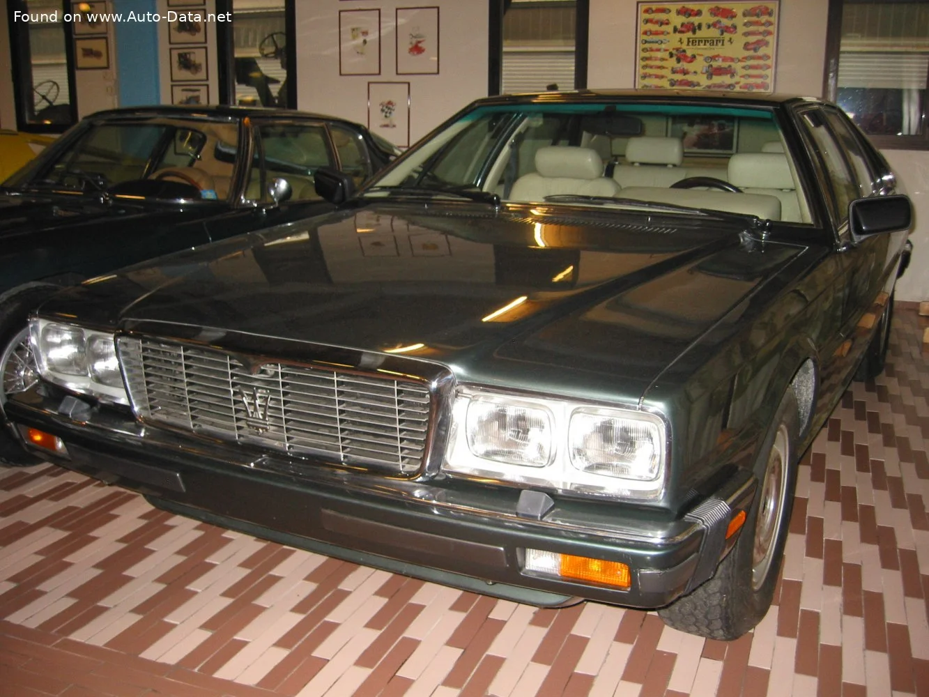 Maserati Royale 4.9 V8 (280 Hp)1985 - 1993 - 1