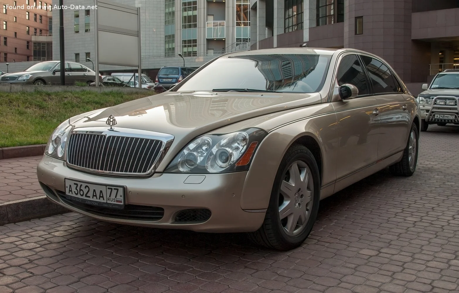 Maybach 62 5.5 V12 (550 Hp) Automatic2002 - 2012 thumbnail 6