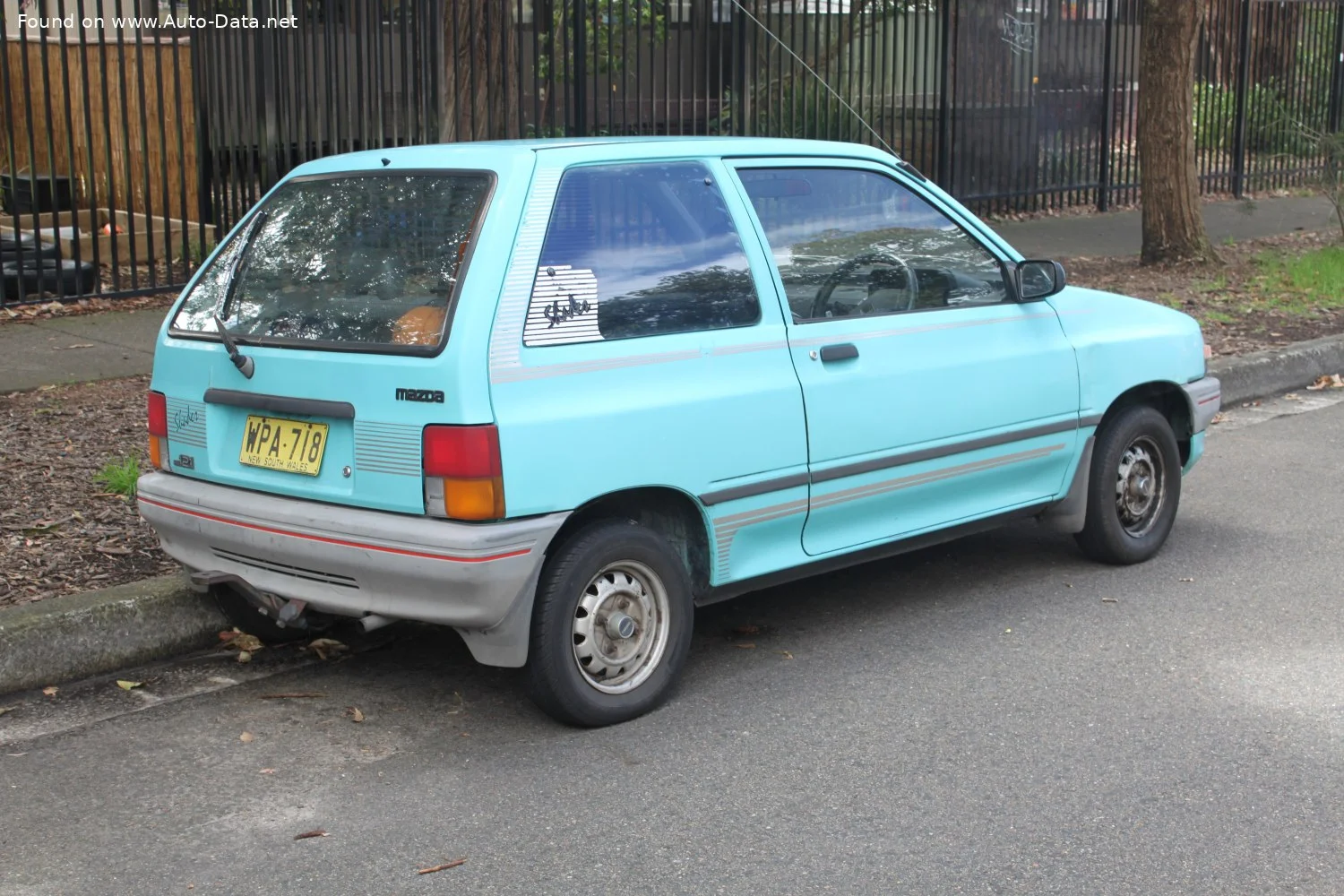 Mazda 121 1.1 (54 Hp)1989 - 1991 thumbnail 2