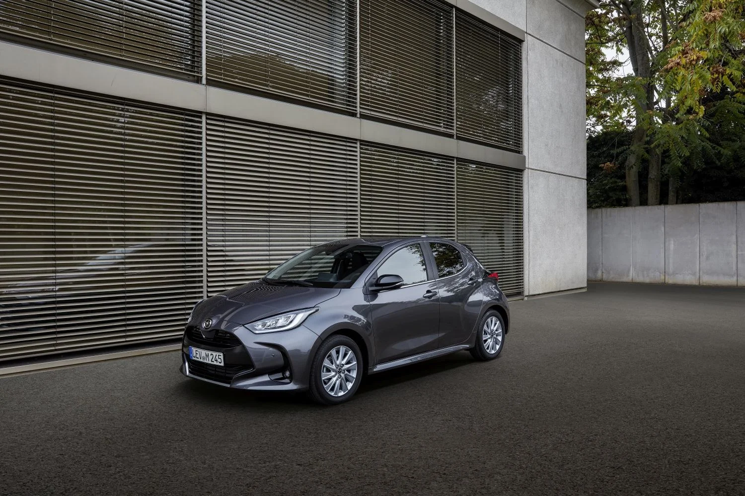 Mazda 2 1.5 (116 Hp) Hybrid CVT2022 - thumbnail 4