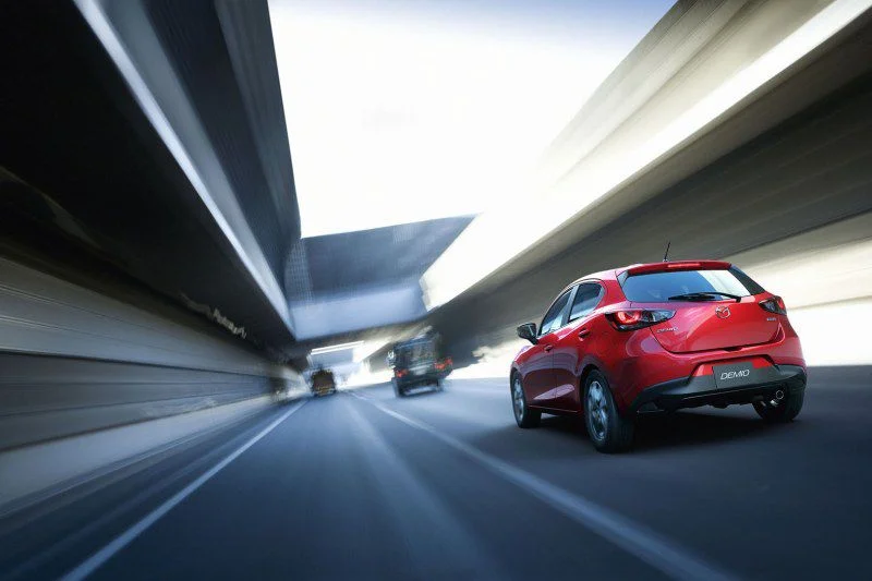 Mazda 2 1.5 SkyActiv-D (105 Hp)2014 - 2018 thumbnail 15