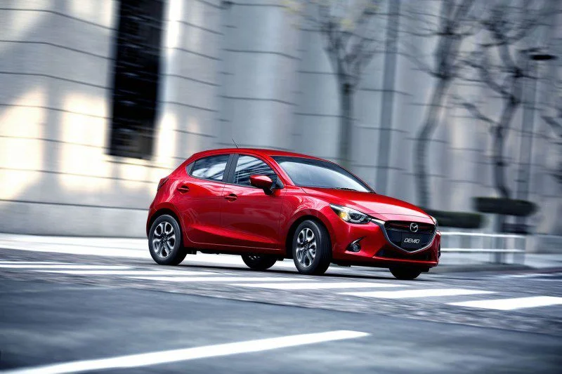 Mazda 2 1.5 SkyActiv-D (105 Hp)2014 - 2018 thumbnail 8