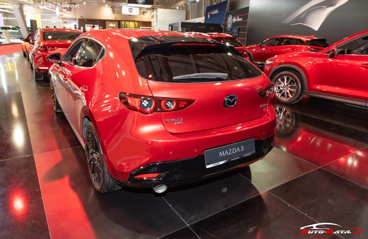 Mazda 3 1.5 SKYACTIV-G (118 Hp) Automatic2019 - thumbnail 2