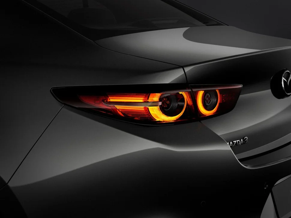 Mazda 3 1.5 SKYACTIV-G (118 Hp) Automatic2019 - thumbnail 4