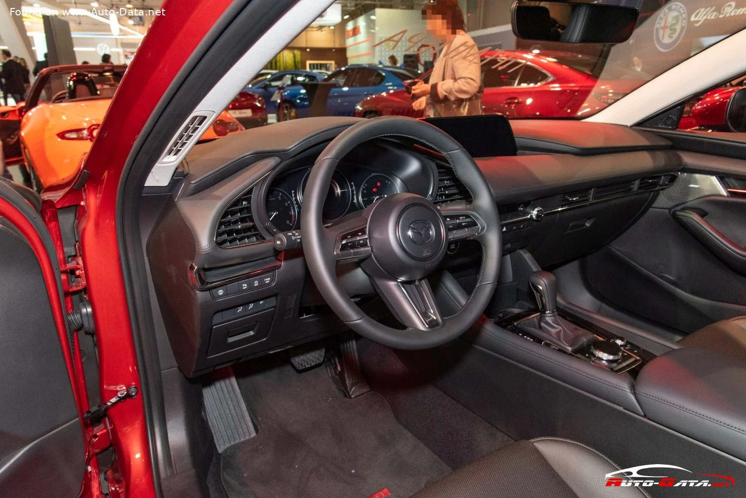 Mazda 3 1.5 SKYACTIV-G (118 Hp) Automatic2019 - thumbnail 9
